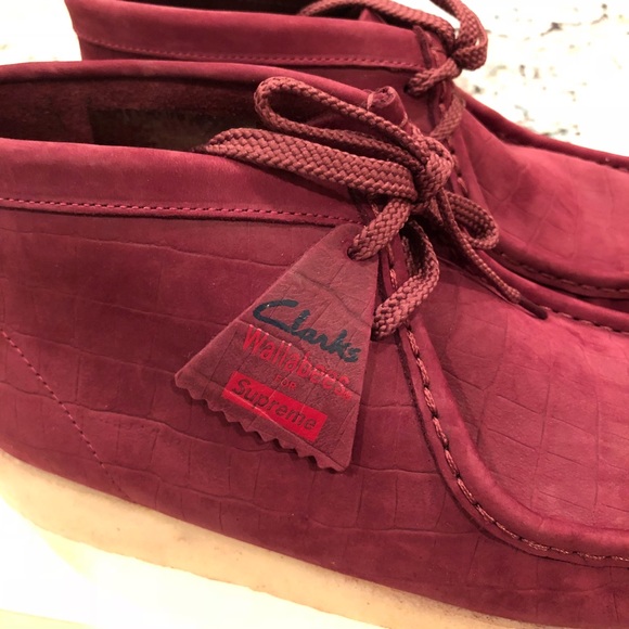 Supreme X Clarks Wallabee (Crocodile) - Picture 4 of 7